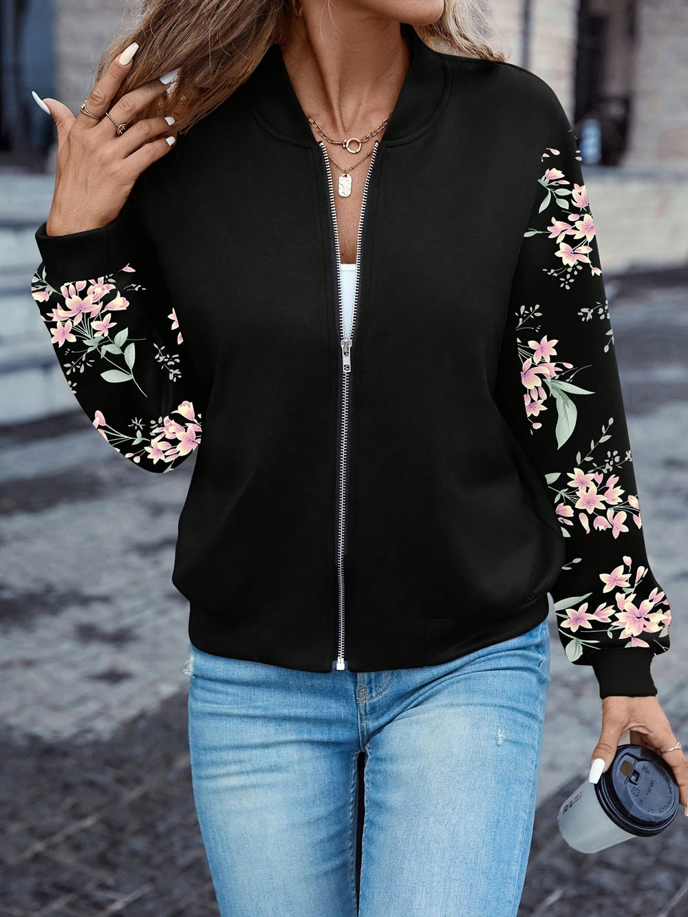 Thea™ Floral Print Jacket - Trendy Women's Outerwear for Stylish Spring & Summer Looks