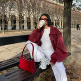 Enhanced Product Title: "Clara Damen Oversized Bomberjacke - Stylische und Bequeme Jacke für Damen" 

This title includes relevant keywords for better visibility while maintaining clarity and appeal.