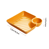 Enhanced Product Title: "Dip-Teller mit Integriertem Soßenfach – Perfekt für Sauberes Genießen ohne Kleckern" 

This title maintains the original product's key features while adding keywords that improve searchability and appeal.