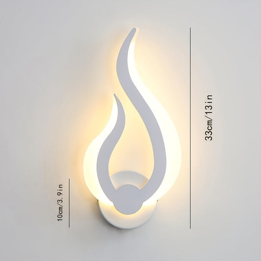Wall Light – Modern Flame LED Design, 10W Warm White Glow & Sconce Style