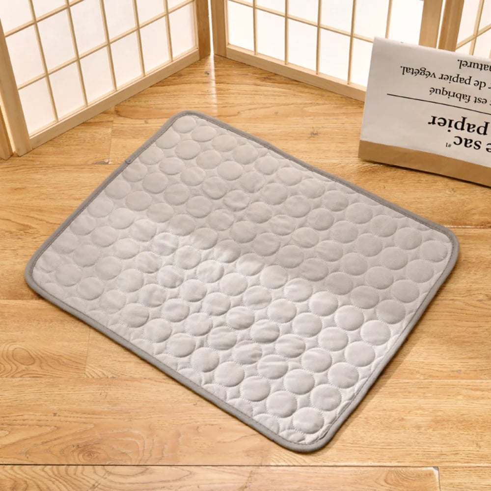 Self-Cooling Dog Mat – Washable Cover, Non-Slip Base & Sizes XS to 2XL