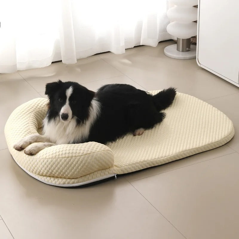 Pet Cooling Mat – Breathable Silk Cover, Machine-Washable & 3 Sizes