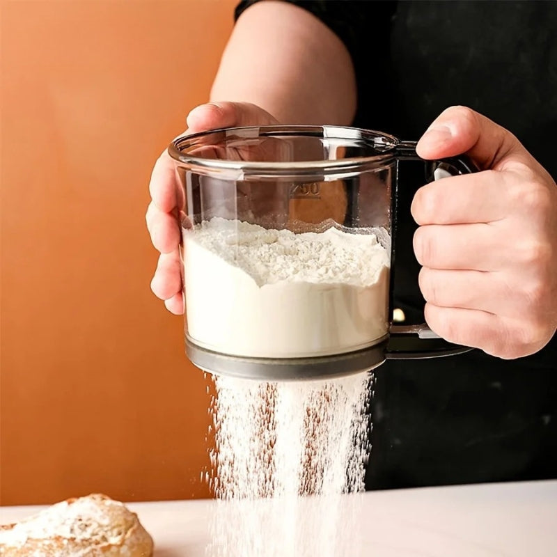 Enhanced Product Title: **250 ml Mehlsieb mit Quetschgriff – Hochwertiges Backsieb für präzises Mehl sieben und Backen** 

This title includes relevant keywords while providing additional context about the product's use and quality, making it more appeali