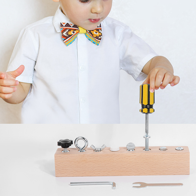 Holz Schraubbrett für Kinder – 8 verschiedene Befestiger für kreatives Lernen und Spiel