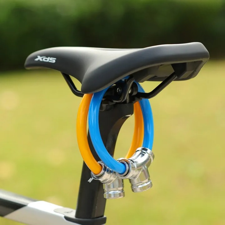 Enhanced Product Title: "Stahl Kabel Fahrradschloss - Robustes und Sicheren Fahrradschloss mit Hochsicherheitsmechanismus für optimalen Diebstahlschutz" 

This title includes keywords that can help improve visibility in Google Shopping while clearly descr