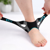 Enhanced Product Title: "Verstellbare Knöchelbandage mit Klettverschluss – Optimaler Halt und Stabilität für Verletzungsprävention" 

This title includes relevant keywords while emphasizing the product's features and benefits, making it more appealing for