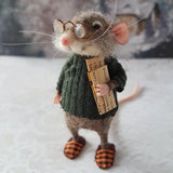 Handmade Felt Mouse Christmas Ornament – Needle-Felted Decoration