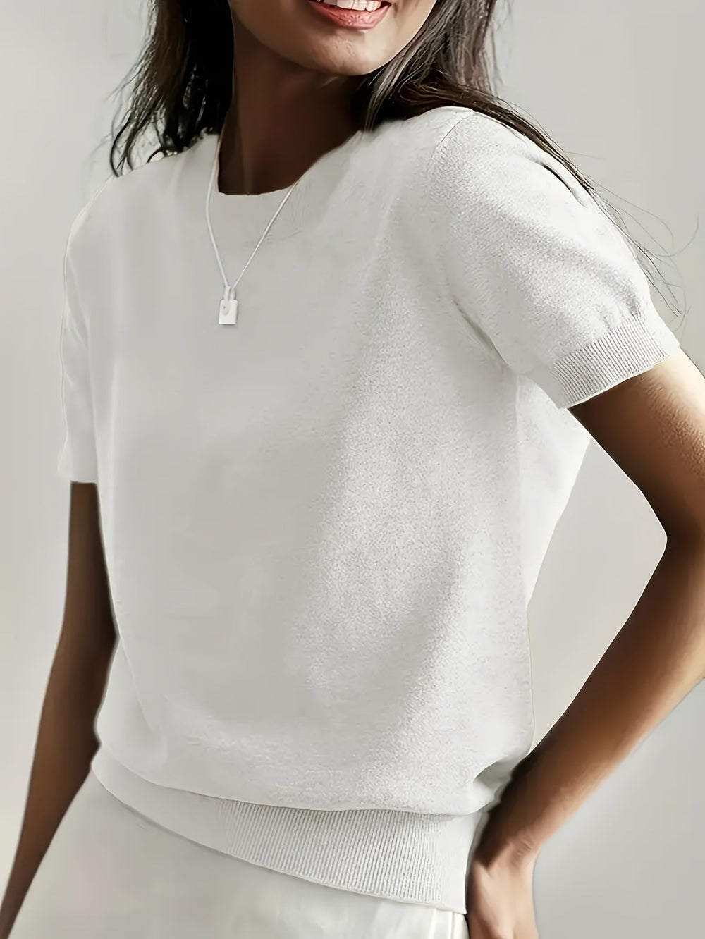 Enhanced Product Title: Leah™ Casual Short Sleeve Top for Women - Stylish and Comfortable Everyday Wear

This optimized title includes relevant keywords for better visibility on Google Shopping while maintaining clarity and appeal for potential customers.