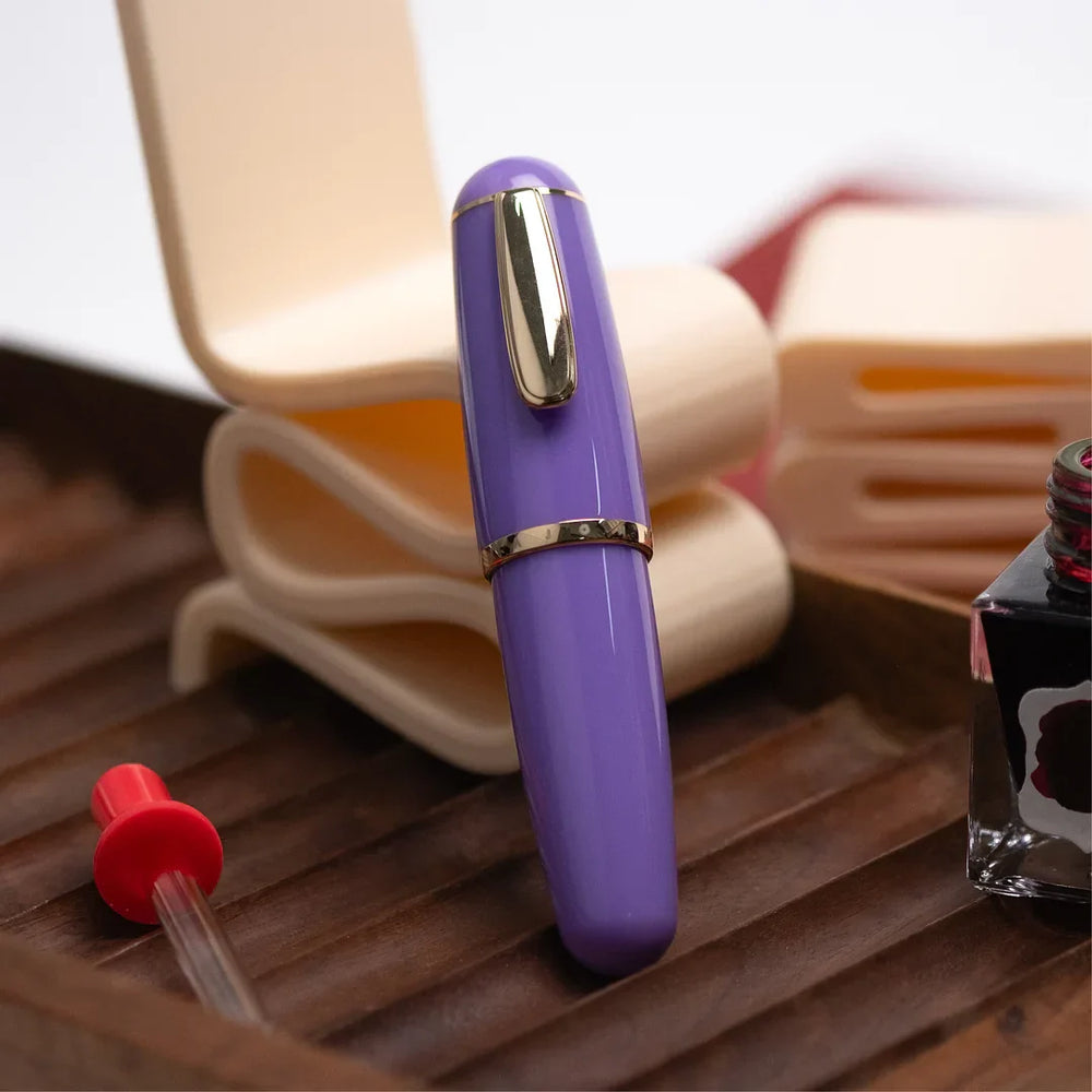 Acrylic Fountain Pen – EF 0.38 mm Nib, Smooth Ink Flow & 9 Colors