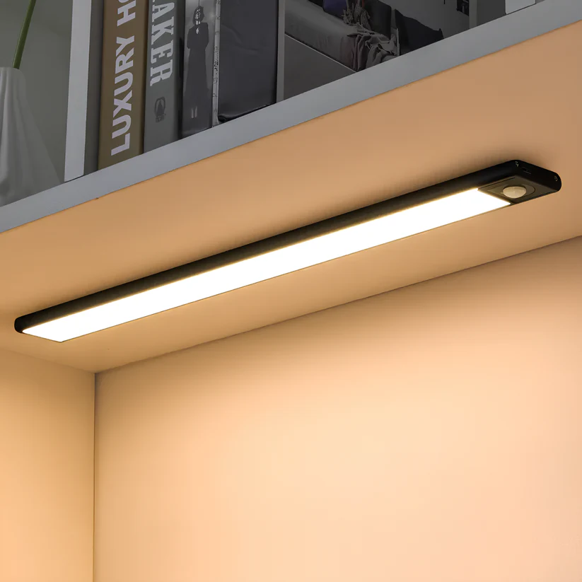 Magnetic LED Wall Light – Motion Sensor, USB-C Rechargeable & Aluminum Body