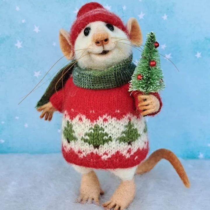 Handmade Felt Mouse Christmas Ornament – Needle-Felted Decoration
