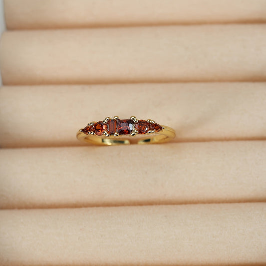 Women's Stackable Ring Set – 18K Gold Plated, Rhinestone & Boho Style