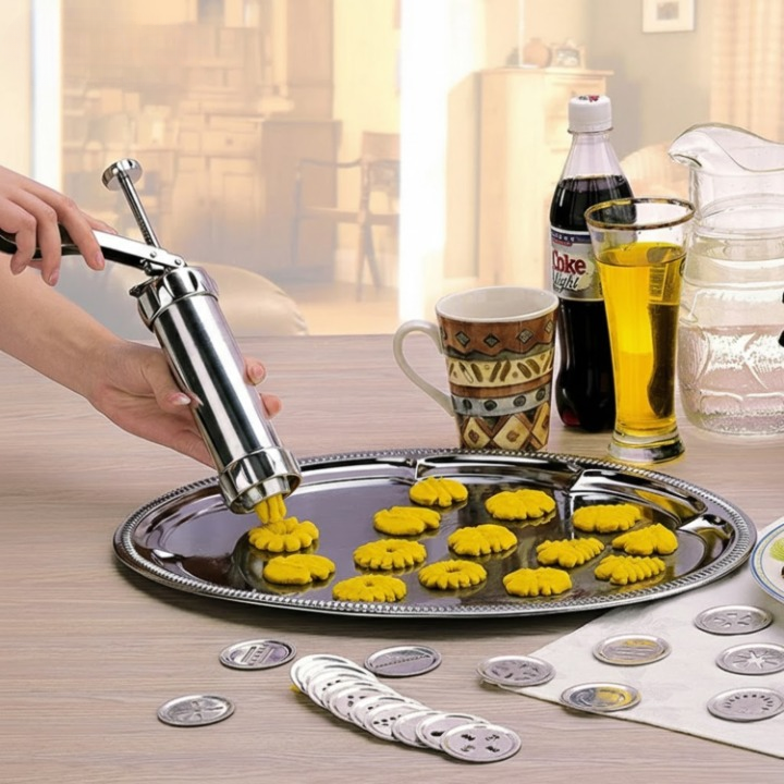 Premium Gebäckpresse Set – Versatile Cookie Press with Multiple Nozzles for Perfectly Shaped Cookies and Pastries