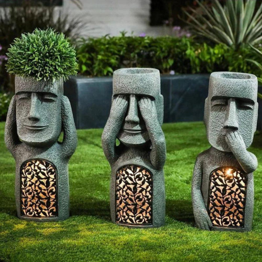Abstract Face Planter – Solar LED Light, Decorative Garden Accessory & Indoor and Outdoor Use