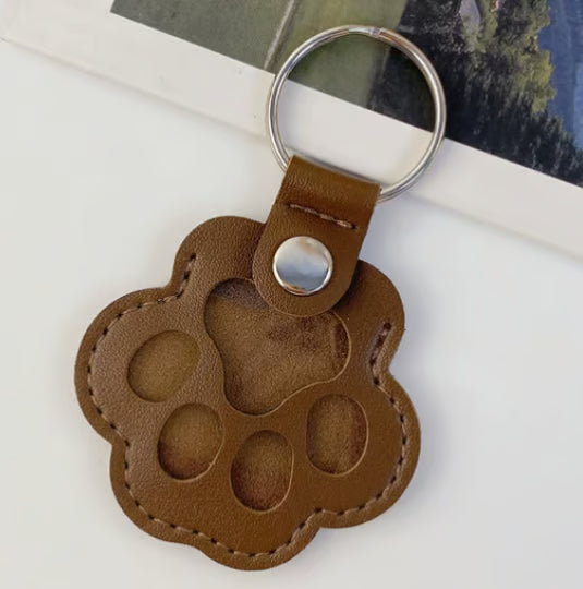 Paw-Shaped Keychain – PU Leather, 5.5cm, Keepsake Storage Compartment