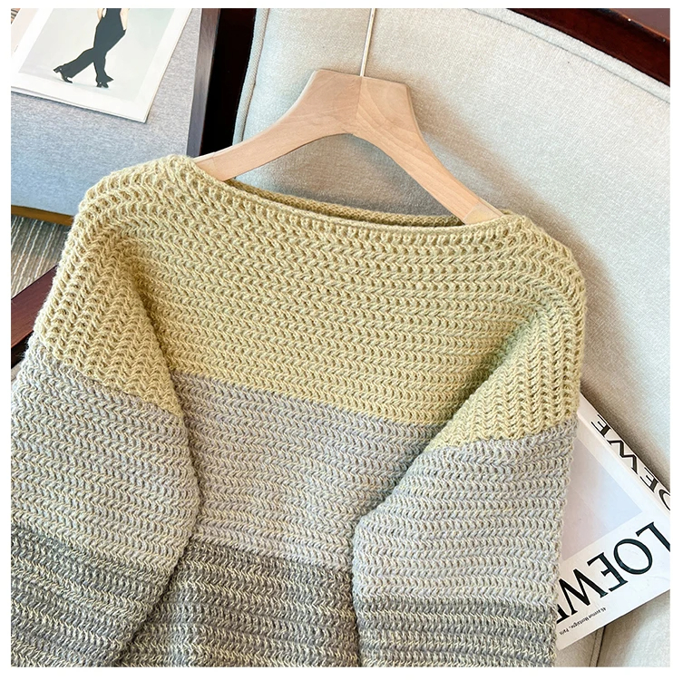 Cozy Plus-Size Fall Sweater - Lounge-Style with Trendy Color-Block Patch Design