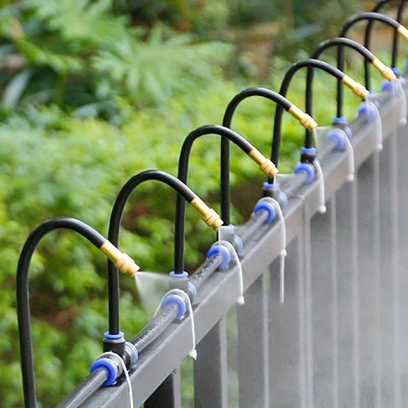 Optimized Product Title: 

"Effizientes Bewässerungssystem für Garten & Balkon – 360° Sprühdüsen, stromlos, ideal für Pflanzenpflege" 

This title includes relevant keywords while emphasizing the product's efficiency and suitability for plant care, which