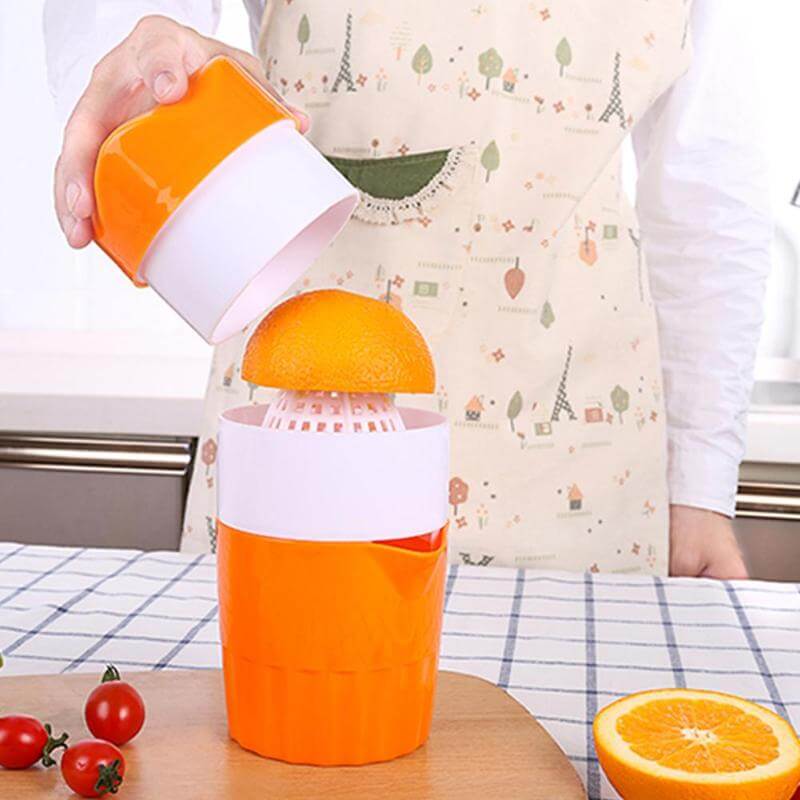 Zitruspresse mit Auffangbehälter 300 ml – BPA-frei