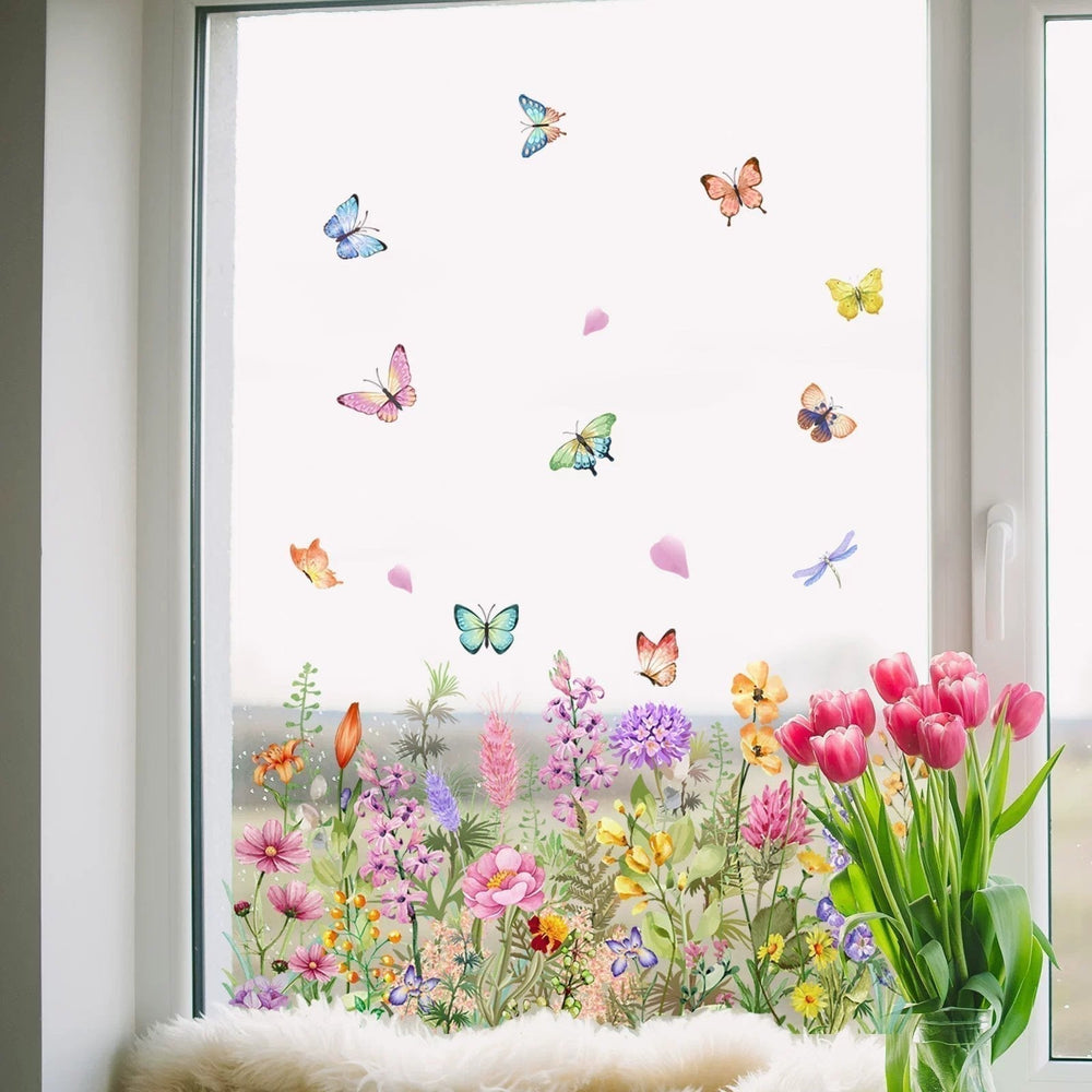 Optimized Product Title: "Blumen- und Schmetterling Fensteraufkleber – Dekorative Wandtattoos für Fenster und Wände" 

This title includes relevant keywords while also providing a clear description of the product's purpose and appeal.