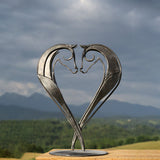 Kalsten | Metal Horse Sculpture | Handcrafted Garden Statue | Weather-Resistant Yard Decor | 20 × 20 cm