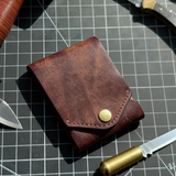 Vintage PU Leather Wallet – 12 Card Slots, Pen Holder & Compact 11×9×2cm