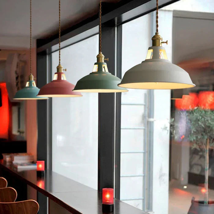 IronGlow Hanging Lamp detail