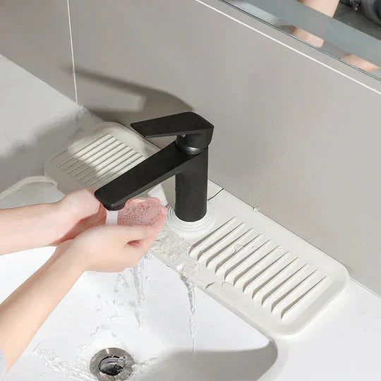 Silicone Dish Drying Mat – Self-Draining Design, Non-Slip & Multiple Sizes