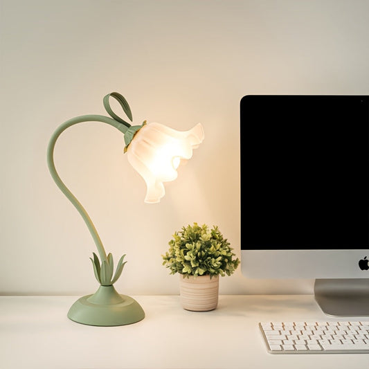 Floral Table Lamp – USB Powered, Cast Iron Base & Warm Ambient Glow
