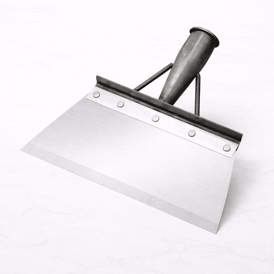 Adjustable Weeding Scraper – Manganese Steel Blade, Wooden Handle & Garden Care