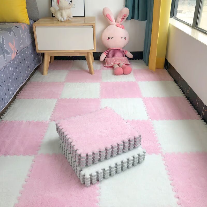 Plush Puzzle Rug Tiles – Foam, 30×30cm & Non-Slip Interlocking
