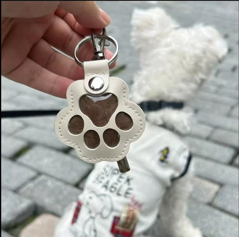 Paw-Shaped Keychain – PU Leather, 5.5cm, Keepsake Storage Compartment