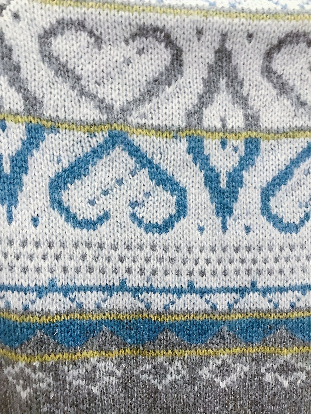 Enhanced Product Title: "Lea - Eleganter und Bequemer Pullover für Damen | Stilvoller Strickpullover für Alltag und Freizeit" 

This title includes relevant keywords while maintaining clarity and appeal for potential customers.