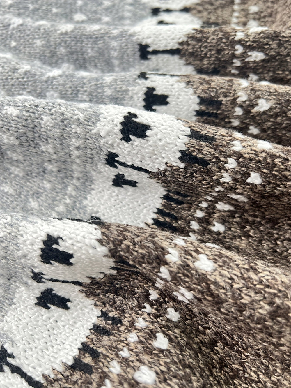 Enhanced Product Title: "Clara - Bequemer Eleganter Damenpullover aus Hochwertiger Baumwolle | Stilvoller Komfort für Jeden Anlass" 

This title includes relevant keywords while highlighting the product's features and target audience, making it more appea