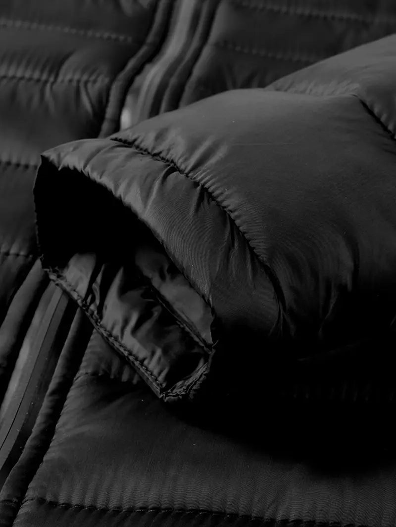 Optimized Product Title: "Elegante Damen Kapuzenjacke - Stylische, Bequeme Hoodie-Jacke für Herbst und Winter" 

This title includes relevant keywords, specifies the target audience (women), and highlights the seasonal use, making it more appealing for Go