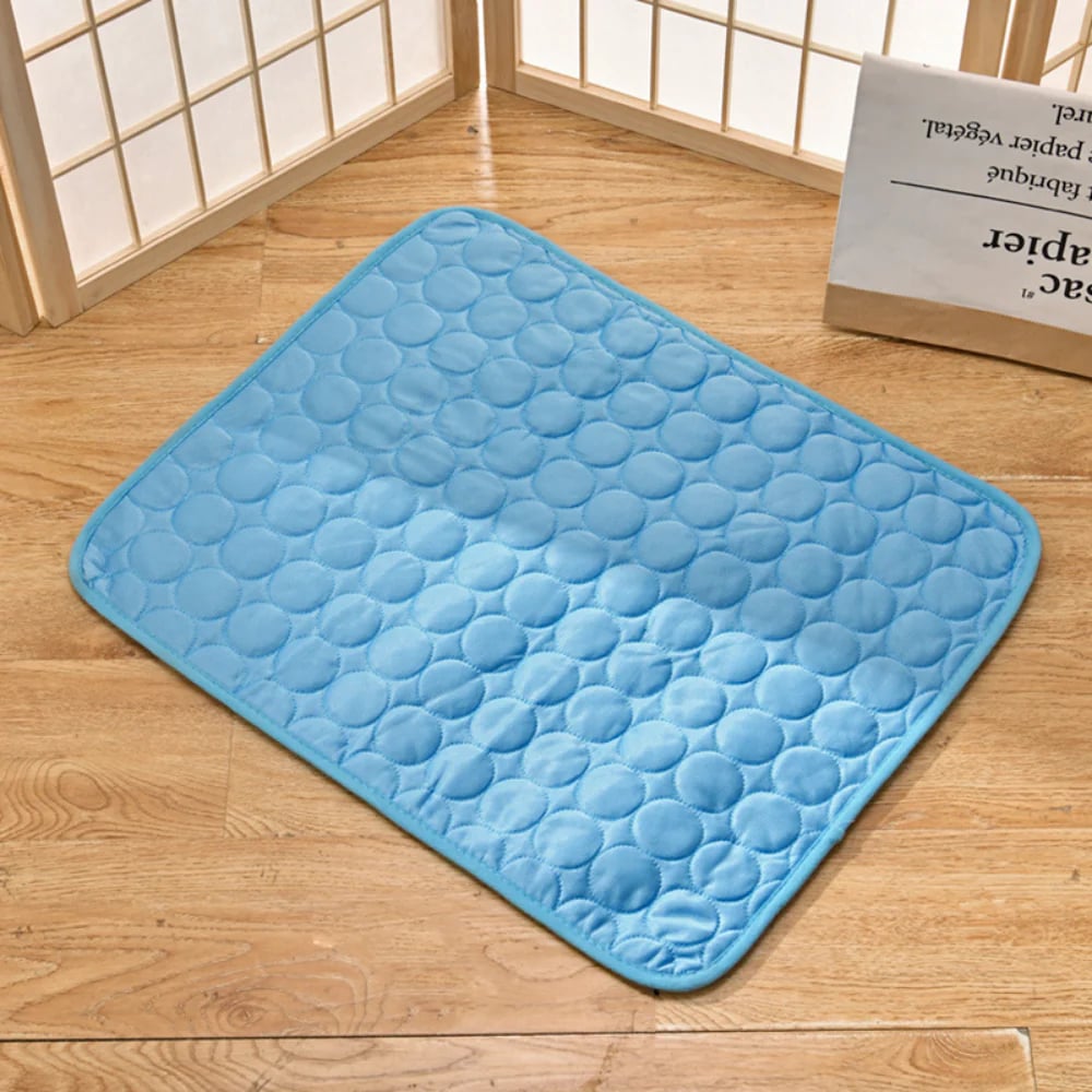 Self-Cooling Dog Mat – Washable Cover, Non-Slip Base & Sizes XS to 2XL
