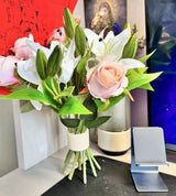 Optimized Product Title: "Blumenstielhalter für Vasen – 2er-Set Perforierter Strauß-Organizer für Perfekte Blumenarrangements" 

This title includes relevant keywords while maintaining clarity and appeal for potential buyers.