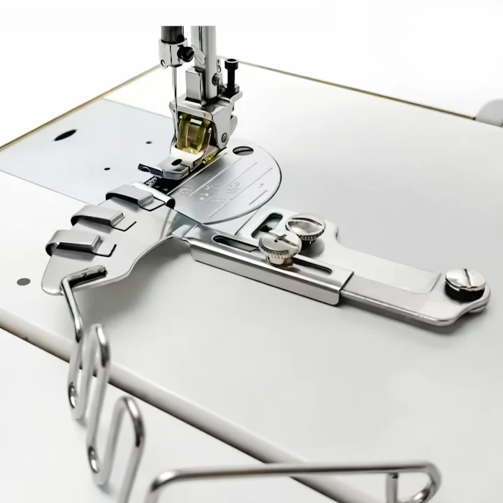 Optimized Product Title: "Doppelfalt Einfassband Aufsatz – Präzise Kantenverarbeitung für perfekte Nähte" 

This title includes relevant keywords while maintaining clarity and appeal for potential buyers.
