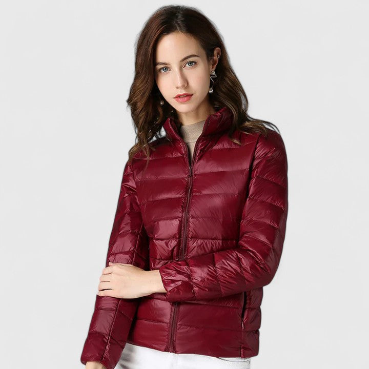 Optimized Product Title: "Melorynne Elegante Damenjacke - Stilvolle, Hochwertige Übergangsjacke für Modebewusste Frauen" 

This title includes relevant keywords, specifies the target audience (women), and highlights key features (stylish, high-quality, tr