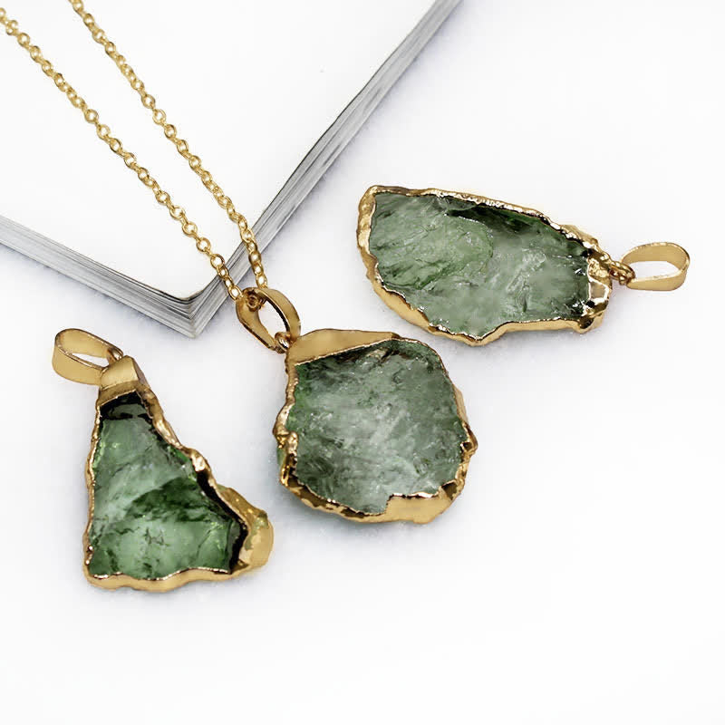 Lyra – Natural Moldavite Necklace