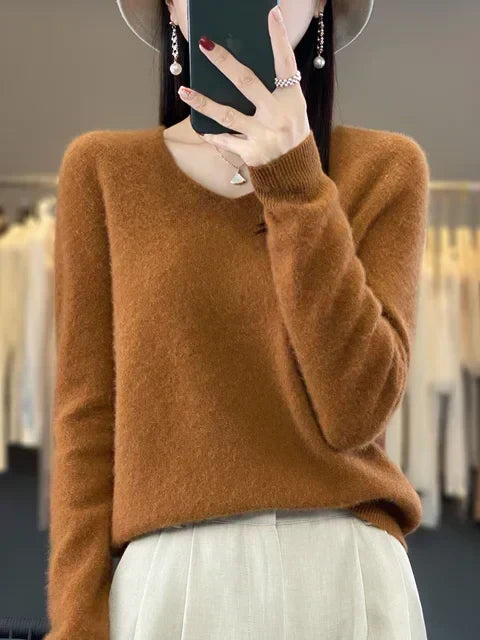 **ELENA™ Weicher Strickpullover für Damen – Bequemer, Eleganter Pullover aus Hochwertigem Material** 

This enhanced title includes keywords that potential customers might search for, such as "Damen" (women), "bequemer" (comfortable), "eleganter" (elegant