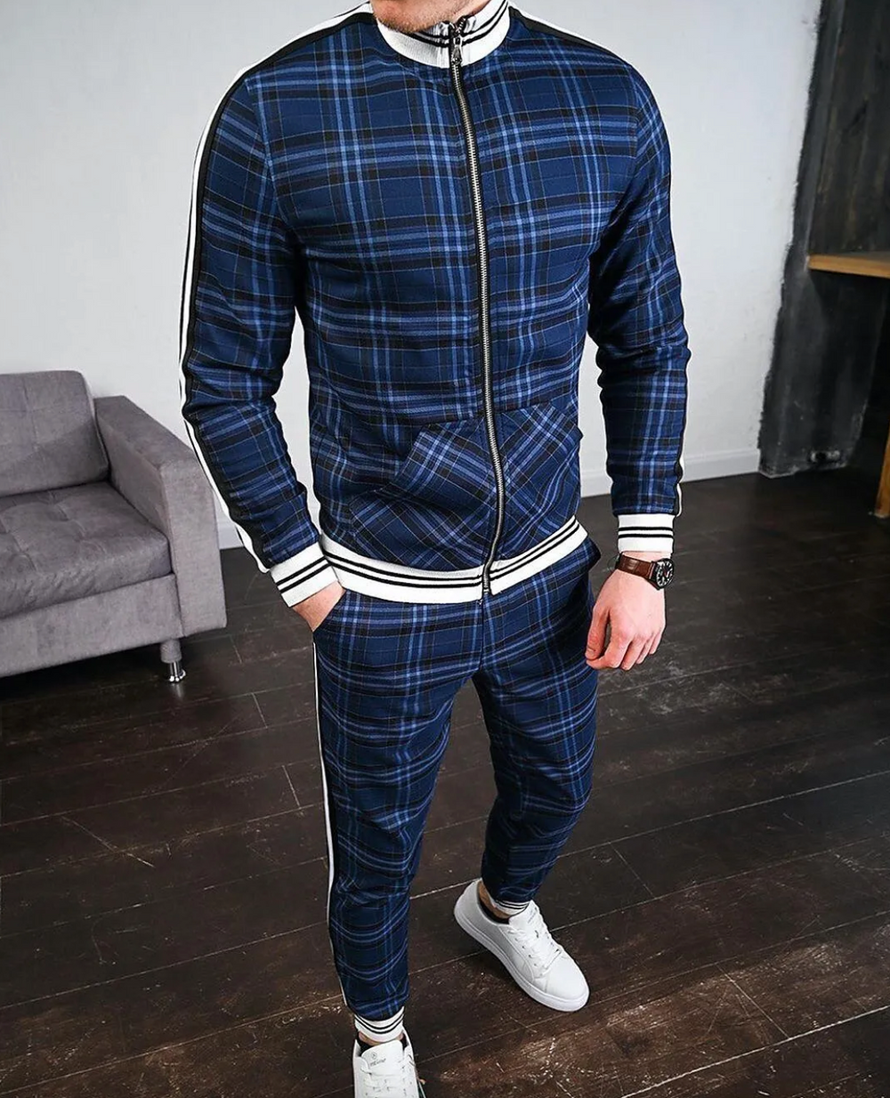 Dorian – Stylish Men's Tracksuit with Plaid Pattern