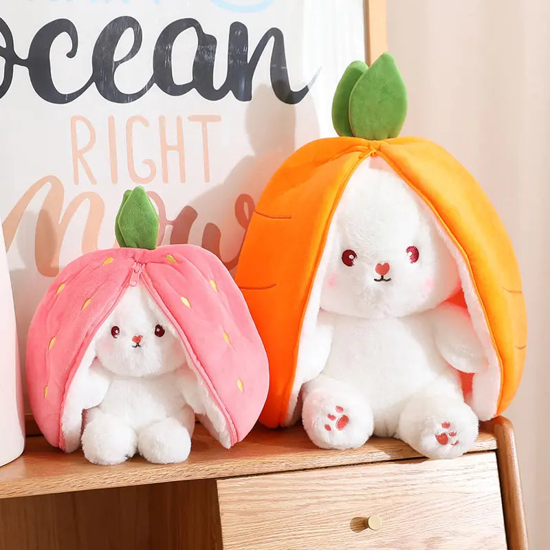 Enhanced Product Title: "Kuschelhase mit Geheimfach – Wählen Sie zwischen Karotten- oder Erdbeerdesign – Perfektes Kuscheltier für Kinder" 

This title includes relevant keywords, highlights the unique features, and emphasizes the target audience, making