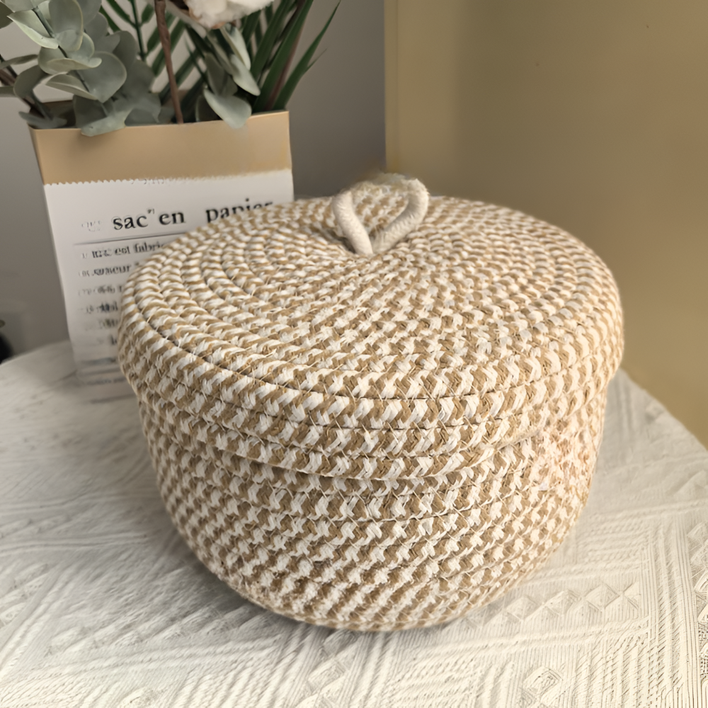 Enhanced Product Title: **Boho Rund Design Gewebter Aufbewahrungskorb mit Deckel – Stilvoller Korb für Ordnung und Dekoration** 

This title includes relevant keywords for better visibility while maintaining clarity and appeal for potential buyers.