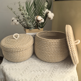 Enhanced Product Title: **Boho Rund Design Gewebter Aufbewahrungskorb mit Deckel – Stilvoller Korb für Ordnung und Dekoration** 

This title includes relevant keywords for better visibility while maintaining clarity and appeal for potential buyers.