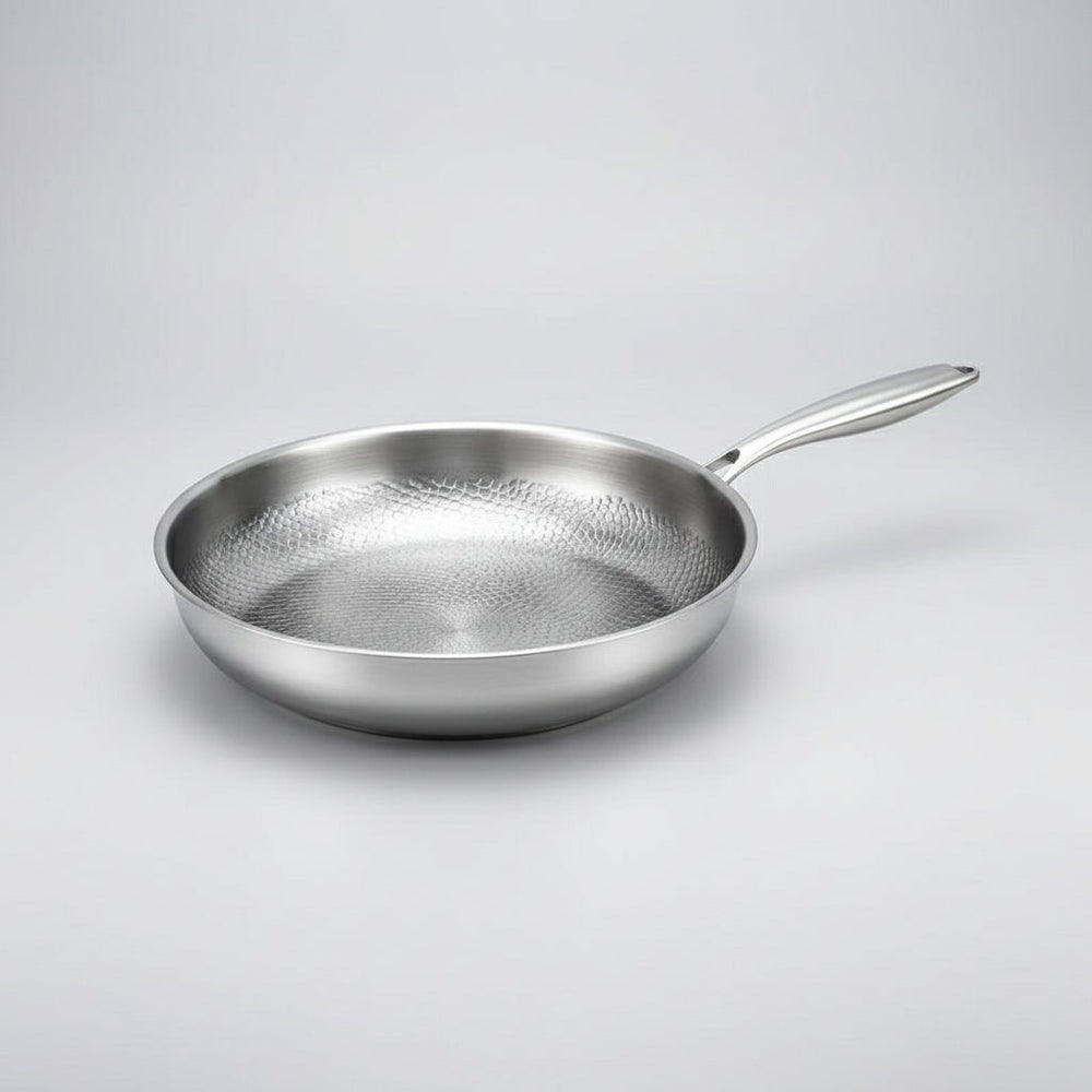 Optimized Product Title: "Gehämmerte Antihaft-Bratpfanne mit Titanbeschichtung – Ideal für Induktionsherde, Kratzfest & Langlebig" 

This title includes relevant keywords while emphasizing key features that may attract potential buyers.