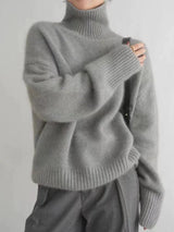 Gray cashmere turtleneck sweater for women