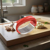 Optimized Product Title: "Edelstahl Knoblauchpresse - Hochwertige Knoblauchpresse aus rostfreiem Edelstahl für müheloses Zerkleinern von Knoblauch" 

This title includes relevant keywords while providing additional details that may attract potential buyer
