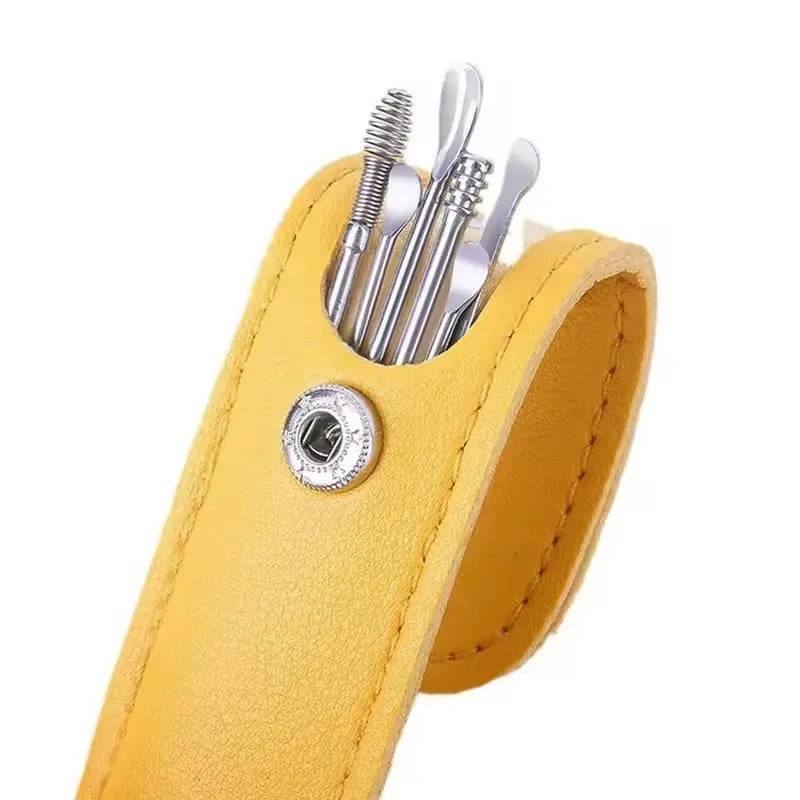 Optimized Product Title: "Premium Ohrenreinigungs-Set mit 6 Edelstahl-Werkzeugen & Elegantem Lederetui – Hygienisch & Effektiv für die Ohrenpflege" 

This title includes relevant keywords for better visibility while highlighting the product's premium qual