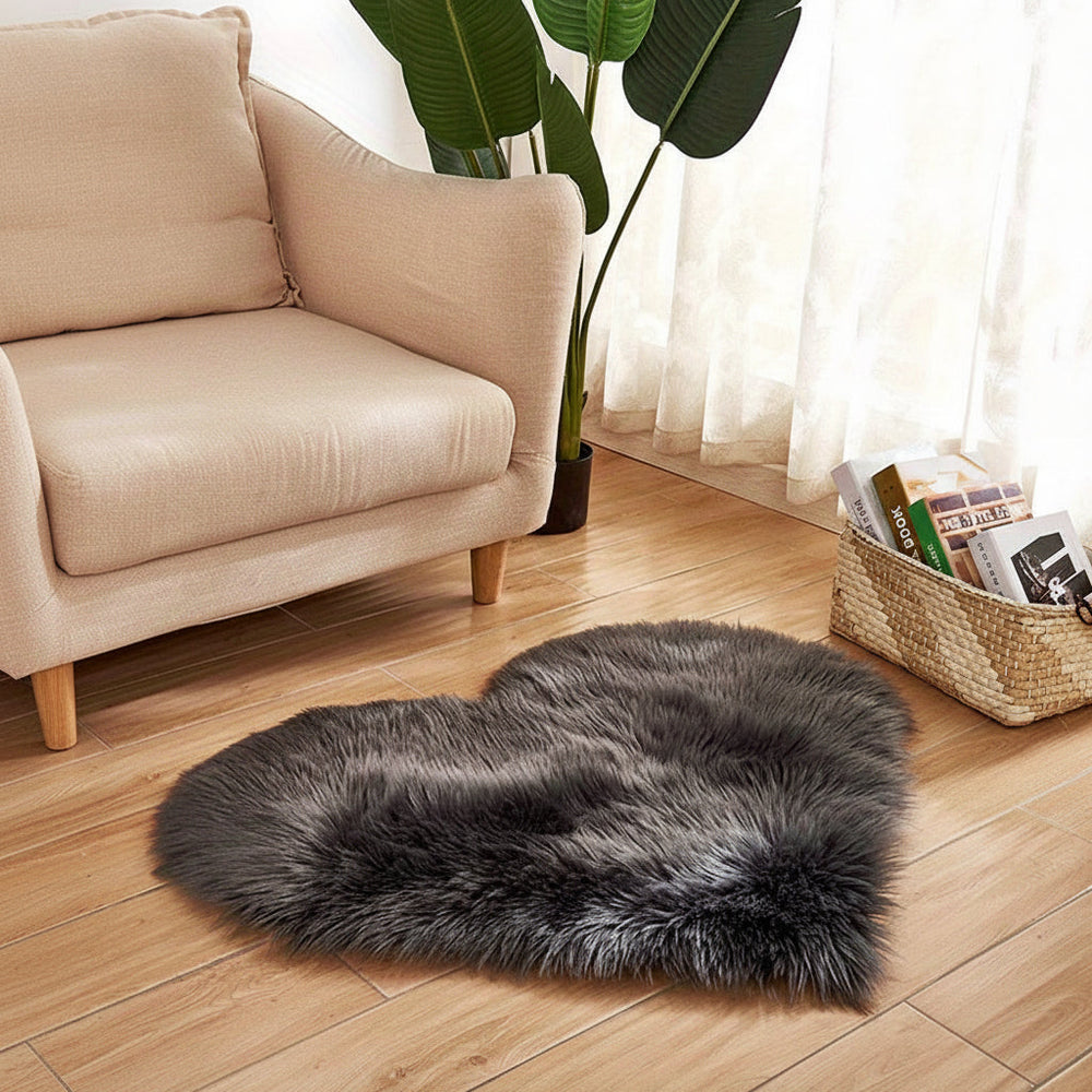 Area Rug Heart Shaped Plush Acrylic Indoor Floor Mat