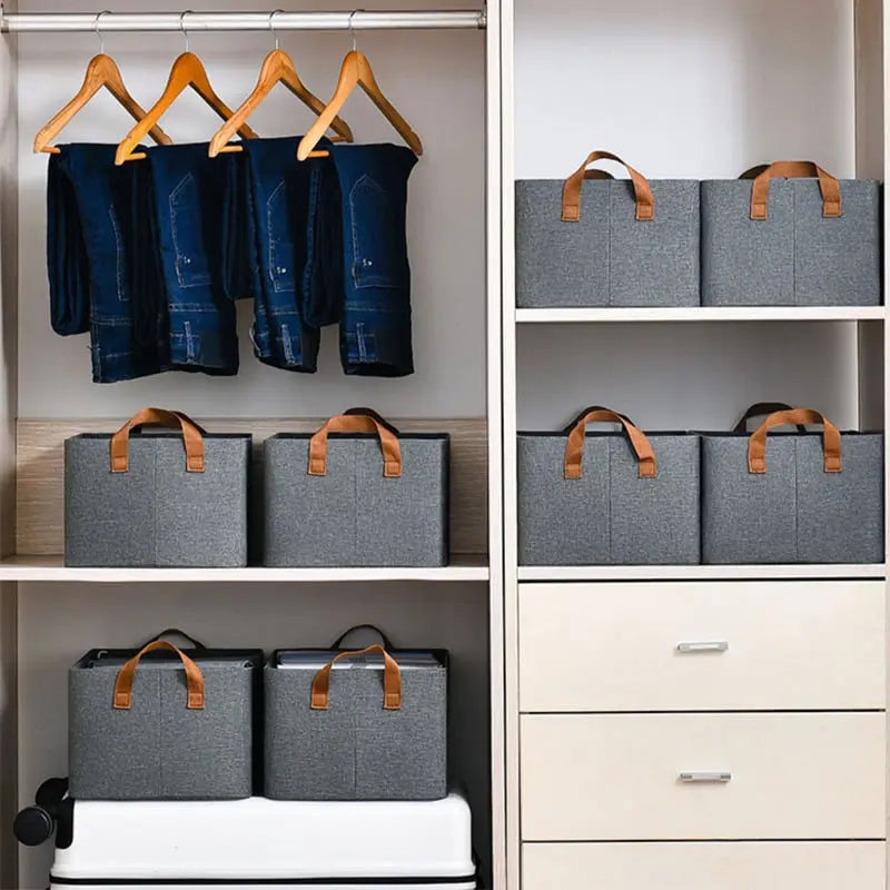 Optimized Product Title: "Faltbarer Kleiderschrank – Hohe Tragkraft, Atmungsaktiv & Feuchtigkeitsfest für Optimalen Schutz" 

This title includes relevant keywords while maintaining clarity and appeal for potential customers.